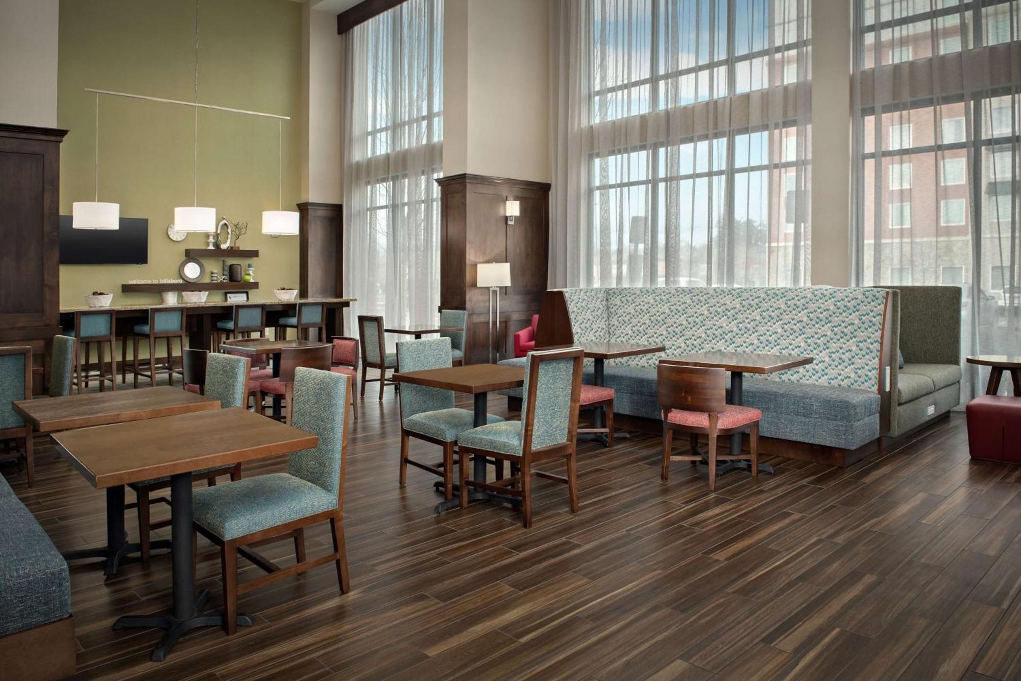 Hampton Inn & Suites Portland/Hillsboro-Evergreen Park Eksteriør bilde