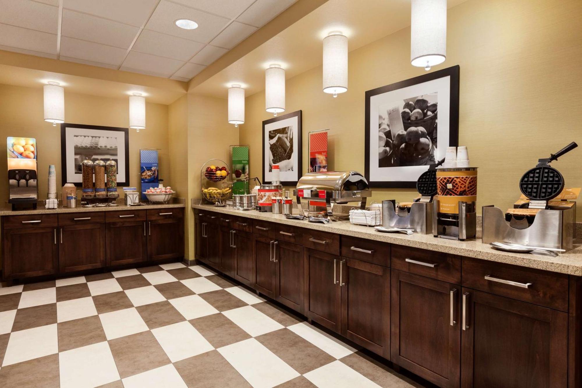 Hampton Inn & Suites Portland/Hillsboro-Evergreen Park Eksteriør bilde